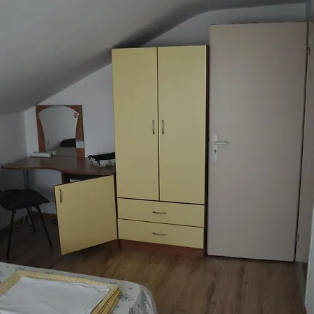 Yanis Gasthuis Chernomorets