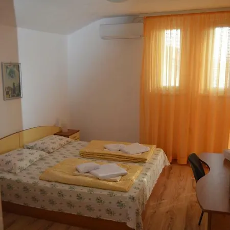 Yanis Maison d'hôtes