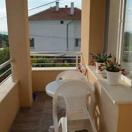 Penzion Yanis 3*