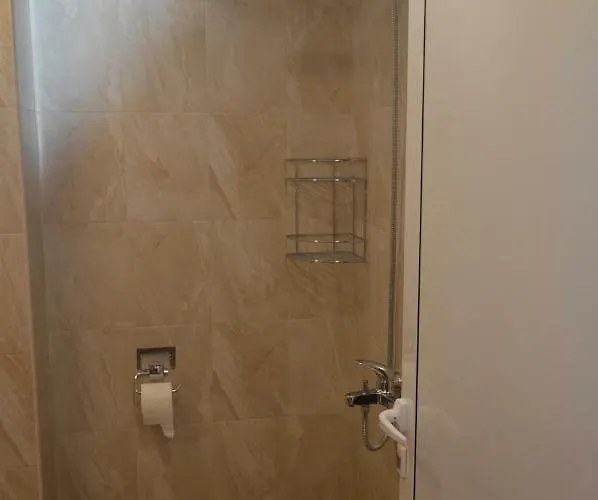 بيت ضيافة Yanis 3*